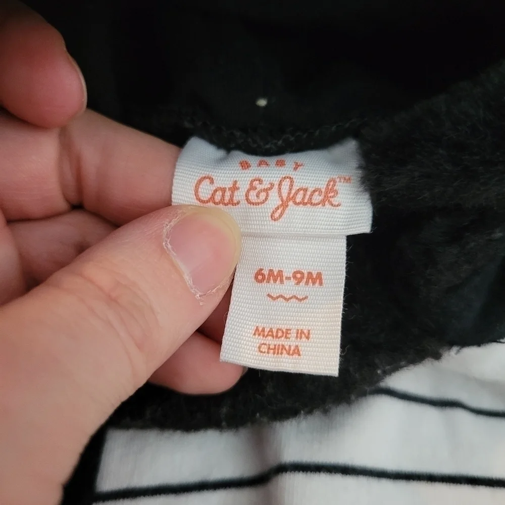 Cat & Jack black cat 1pc snap bottom outfit 6-9m